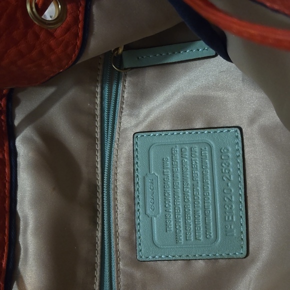 Coach Bucket Bag - Picture 7 of 13